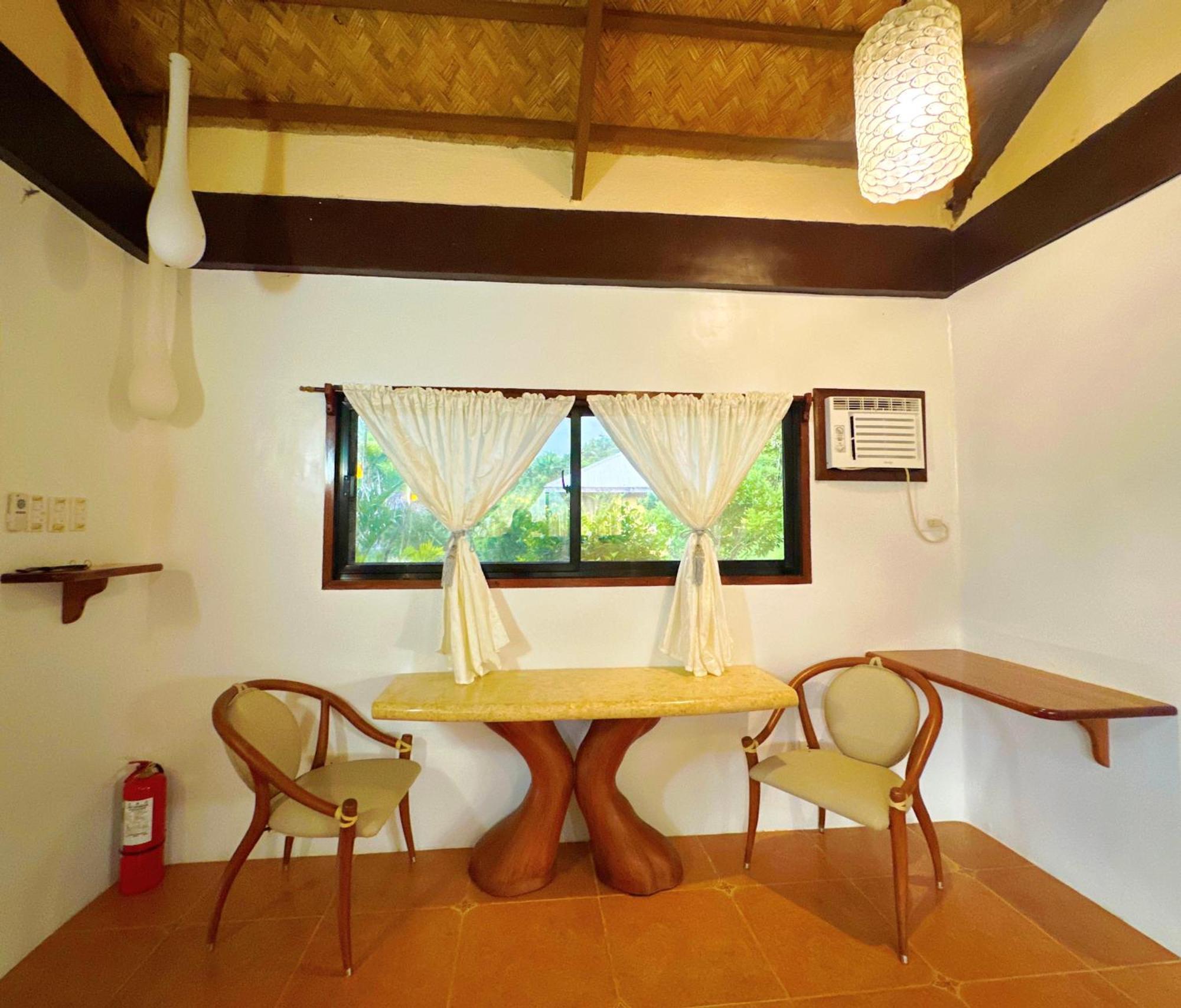 Casa Rosa Inn And Restaurant Taytay (Palawan) Exterior foto