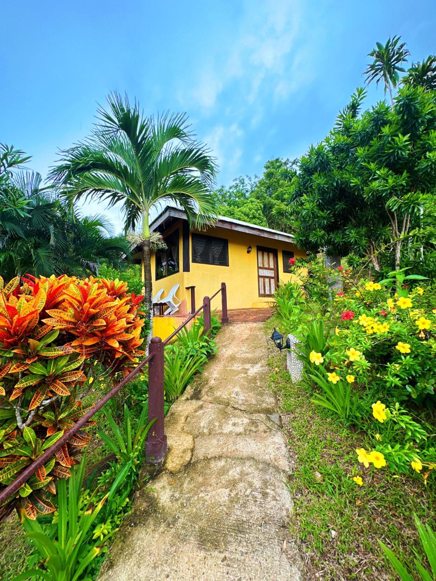 Casa Rosa Inn And Restaurant Taytay (Palawan) Exterior foto