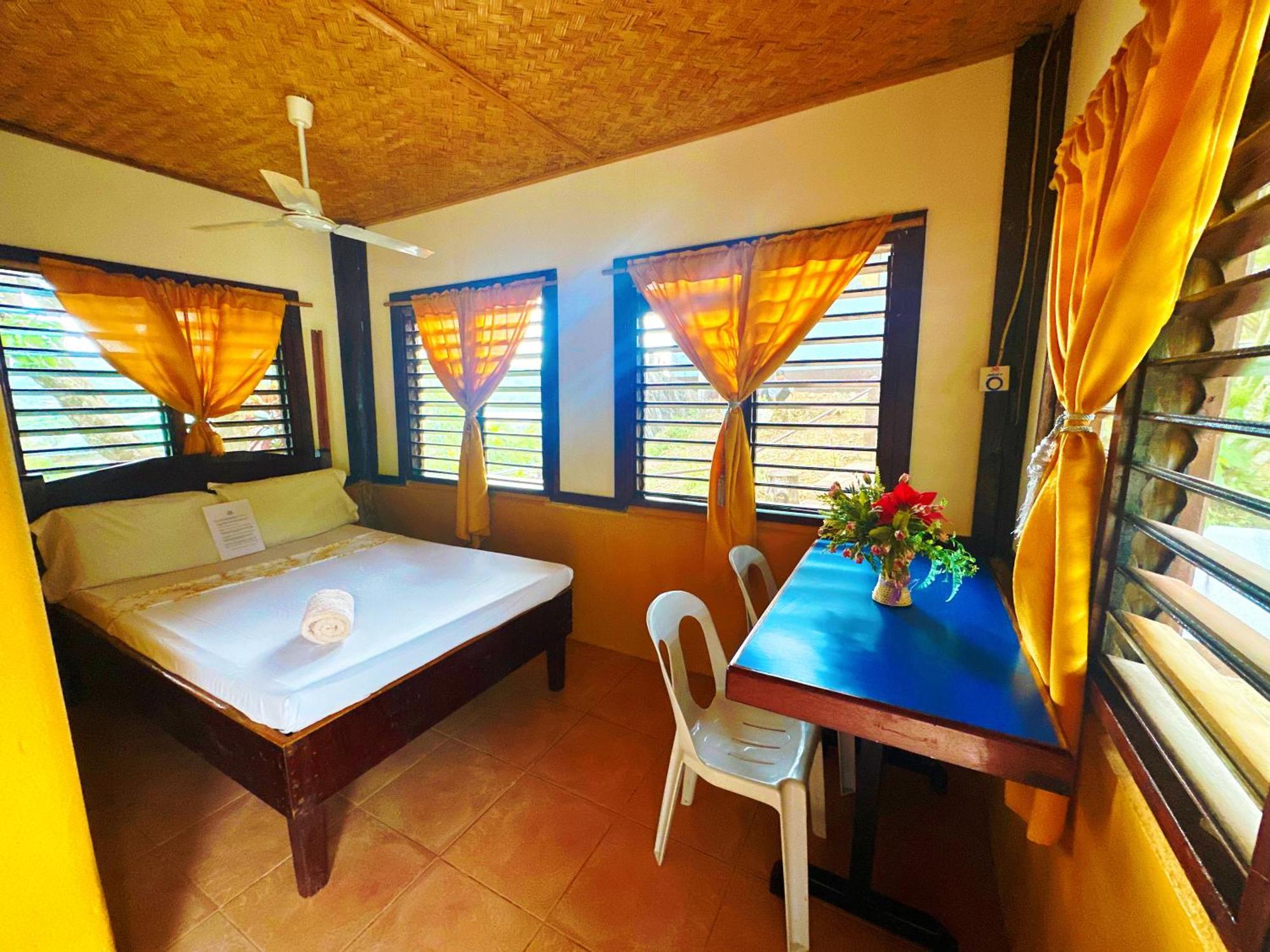 Casa Rosa Inn And Restaurant Taytay (Palawan) Exterior foto